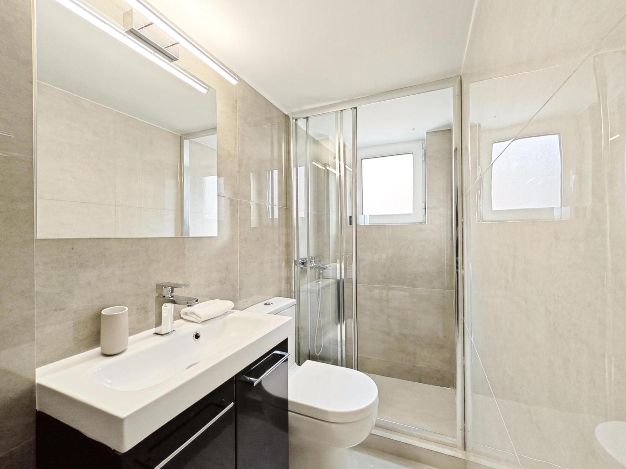 Apartment Omorfokklisias By